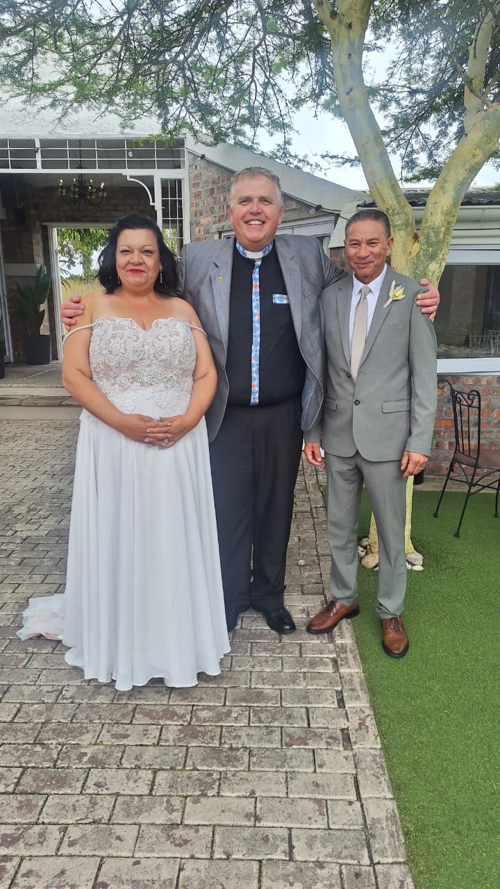 Wedding ceremony by Dr. Gerrit Rademeyer in Hondeklipbaai